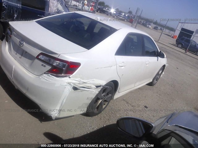 4T1BF1FK9CU633269 - 2012 TOYOTA CAMRY SE/LE/XLE WHITE photo 4