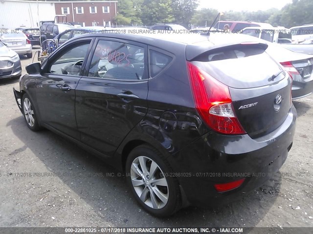 KMHCU5AE8DU091442 - 2013 HYUNDAI ACCENT GLS/SE BLACK photo 3