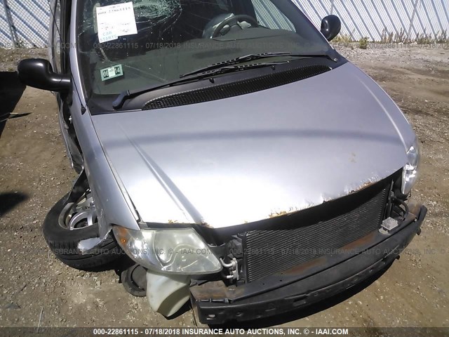 2B8GP54L72R577141 - 2002 DODGE GRAND CARAVAN ES SILVER photo 6