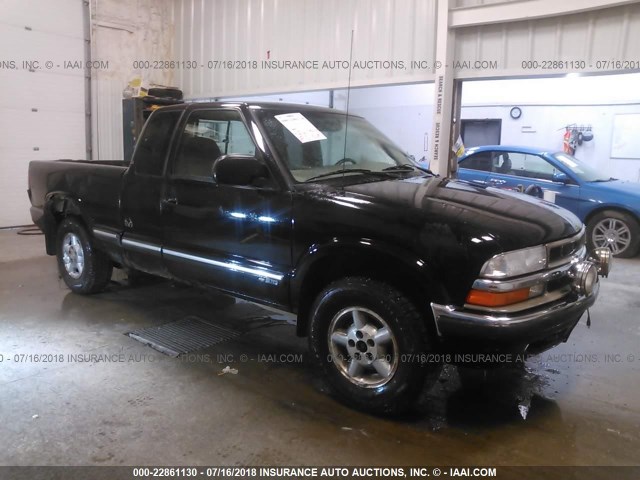 1GCDT19X238198553 - 2003 CHEVROLET S TRUCK S10 BLACK photo 1