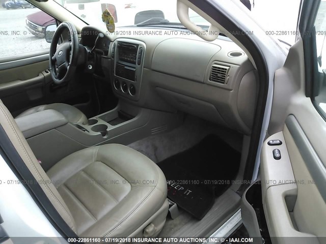 1FMZU73W63UB68352 - 2003 FORD EXPLORER XLT/XLT SPORT/NBX 白色 照片 5
