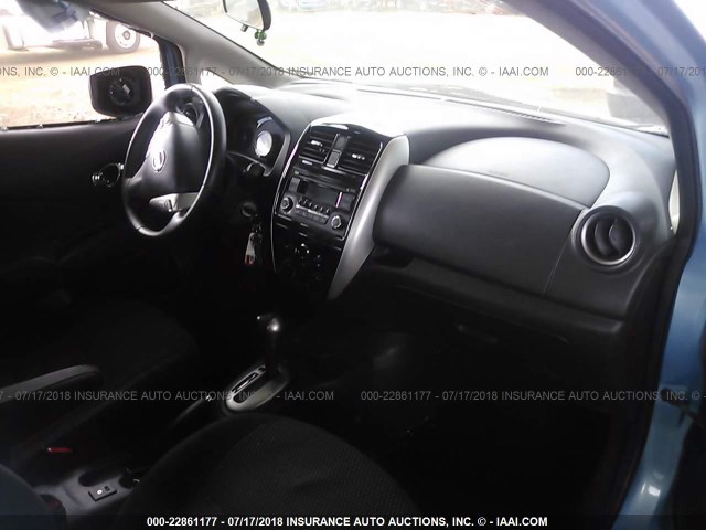 3N1CE2CP8FL371179 - 2015 NISSAN VERSA NOTE S/S PLUS/SV/SL/SR Light Blue photo 5