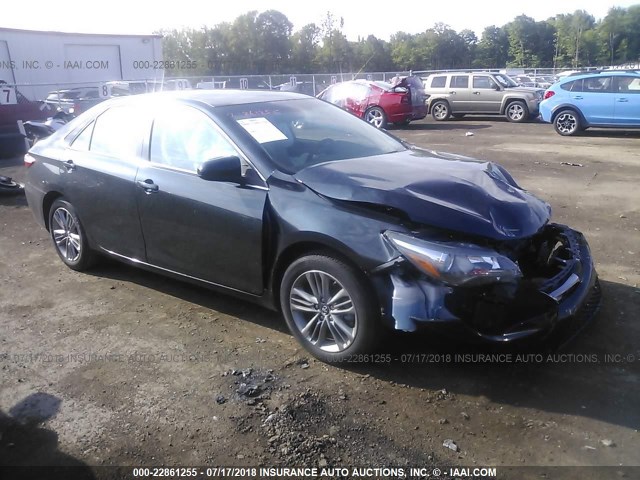 4T1BF1FK2GU135954 - 2016 TOYOTA CAMRY LE/XLE/SE/XSE Dark Blue photo 1