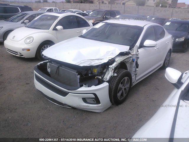 KNAGM4AD8F5079020 - 2015 KIA OPTIMA HYBRID WHITE photo 2