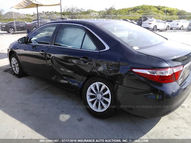4T4BF1FKXFR510297 - 2015 TOYOTA CAMRY LE/XLE/SE/XSE 黑色 照片 3