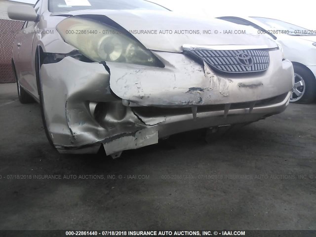4T1CA38P25U047801 - 2005 TOYOTA CAMRY SOLARA SE/SLE ოქროსფერი ფოტო 6