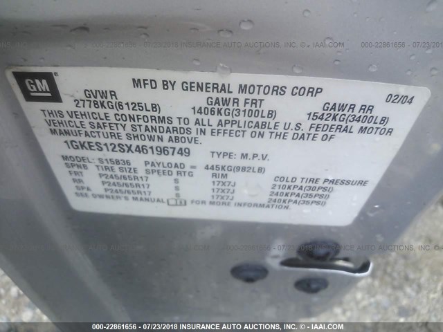 1GKES12SX46196749 - 2004 GMC ENVOY XUV SILVER photo 9