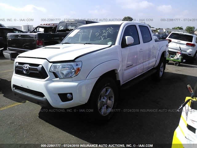 3TMLU4EN6EM134237 - 2014 TOYOTA TACOMA DOUBLE CAB WHITE photo 2