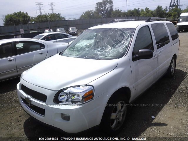 1GNDV33158D178717 - 2008 CHEVROLET UPLANDER LT WHITE photo 2