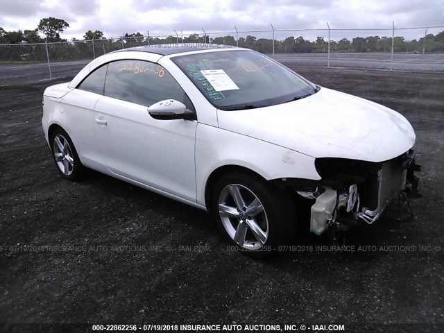 WVWFW7AH6CV022095 - 2012 VOLKSWAGEN EOS LUX/EXECUTIVE Blanc photo 1