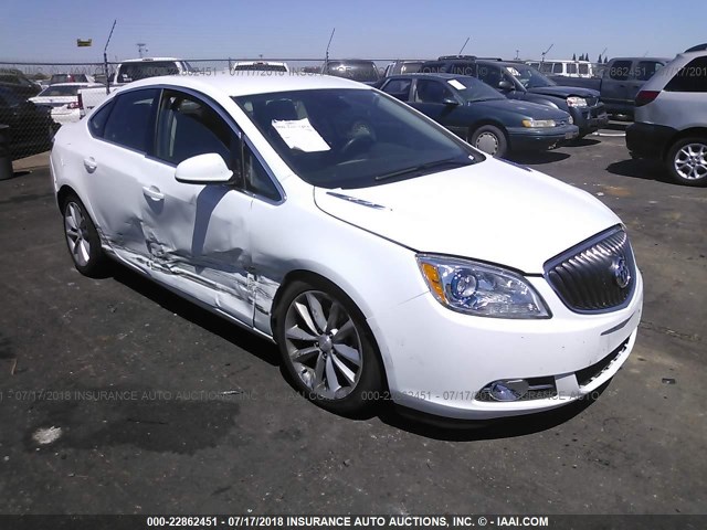 1G4PR5SK0G4148602 - 2016 BUICK VERANO CONVENIENCE WHITE photo 1