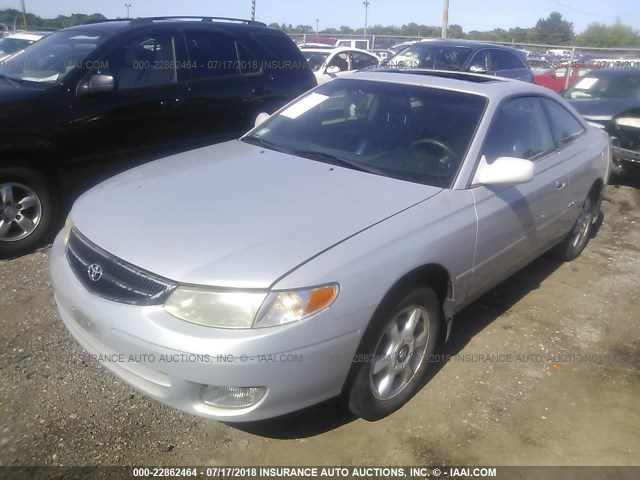 2T1CF22P5YC406987 - 2000 TOYOTA CAMRY SOLARA SE/SLE ვერცხლისფერი ფოტო 2