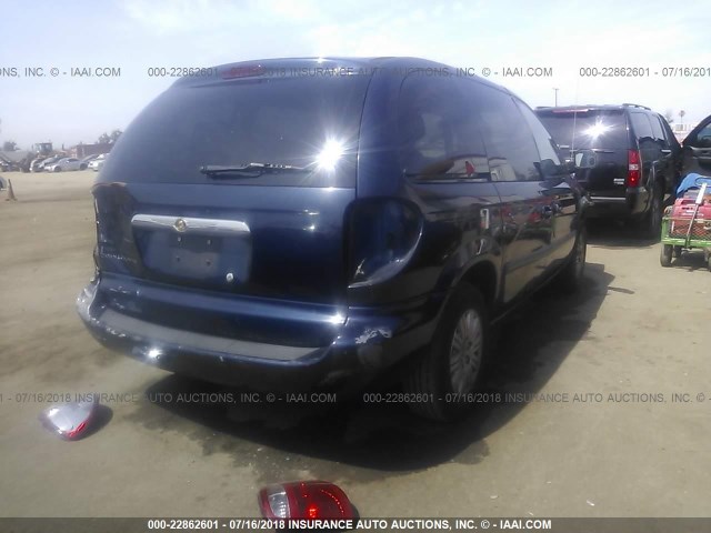 1A4GP45R76B644286 - 2006 CHRYSLER TOWN & COUNTRY  BLUE photo 4