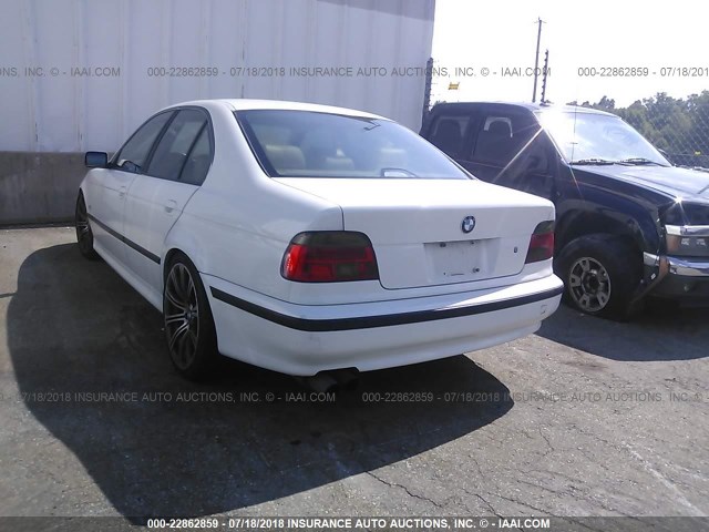 WBADM6342YGU11312 - 2000 BMW 528 I AUTOMATIC WHITE photo 3