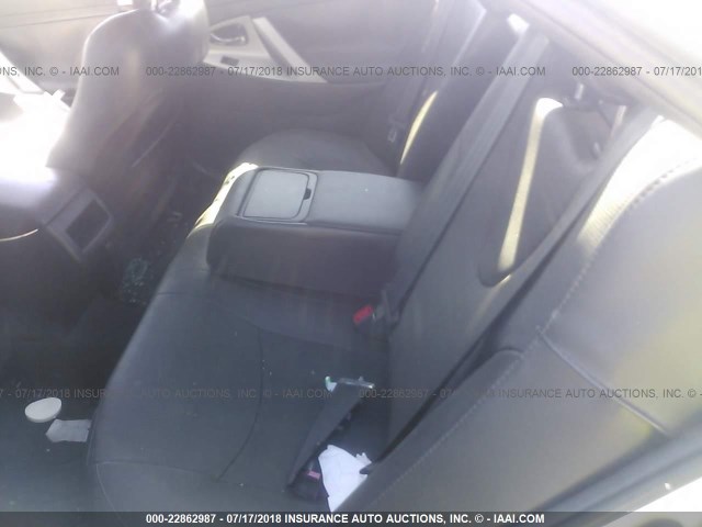 4T1BK46KX7U528467 - 2007 TOYOTA CAMRY NEW GENERAT LE/XLE/SE SILVER photo 8