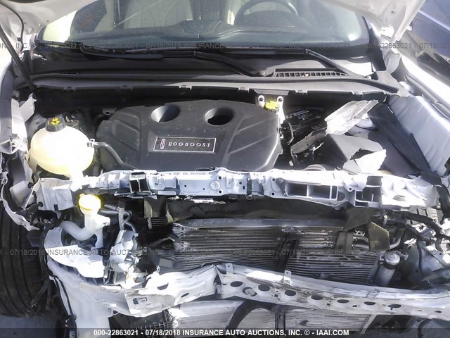 5LMCJ2C9XHUL27583 - 2017 LINCOLN MKC SELECT თეთრი ფოტო 10