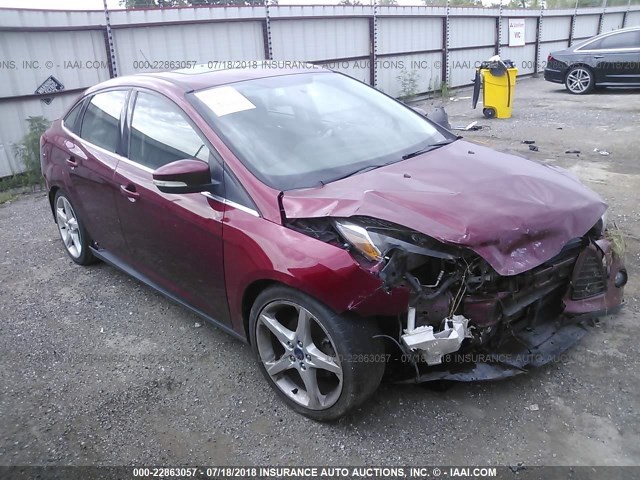 1FADP3J26EL183723 - 2014 FORD FOCUS TITANIUM BURGUNDY photo 1