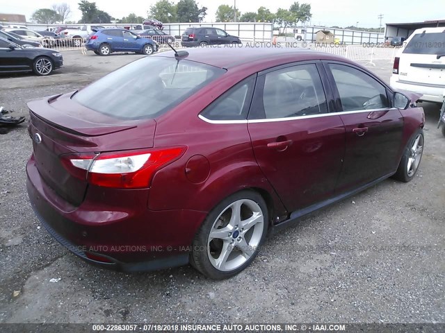 1FADP3J26EL183723 - 2014 FORD FOCUS TITANIUM BURGUNDY photo 4