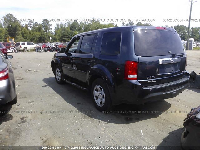 5FNYF4H20CB060106 - 2012 HONDA PILOT LX BLUE photo 3