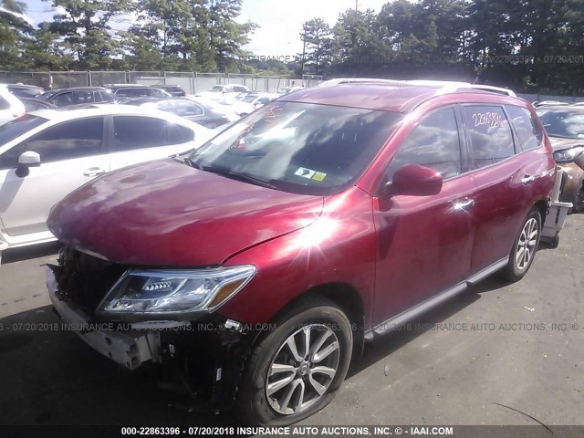 5N1AR2MM2FC710751 - 2015 NISSAN PATHFINDER S/SV/SL/PLATINUM RED photo 2