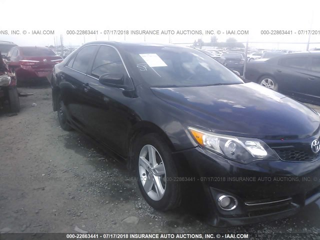 4T1BF1FK3EU317157 - 2014 TOYOTA CAMRY L/SE/LE/XLE შავი ფოტო 6