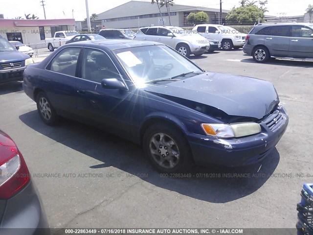 JT2BF28K1X0165051 - 1999 TOYOTA CAMRY LE/XLE BLUE photo 1