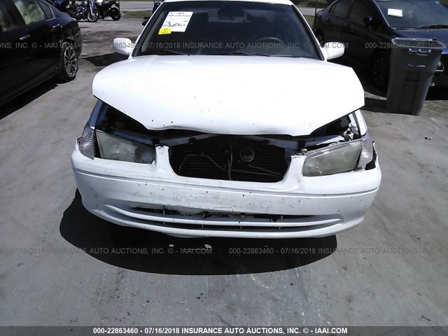 4T1BG22K31U792911 - 2001 TOYOTA CAMRY CE/LE/XLE 白色 照片 6