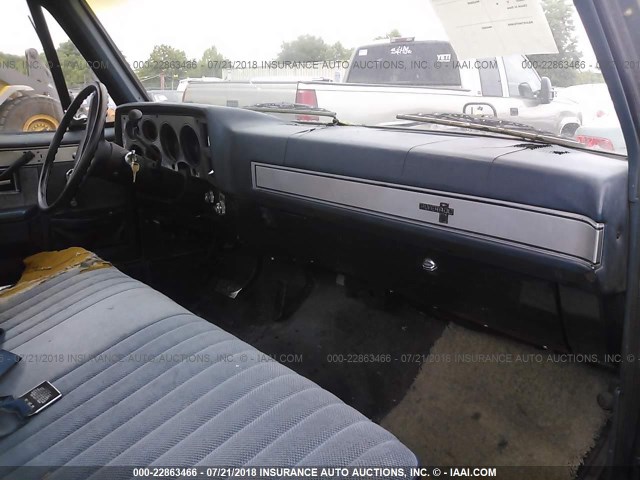 2GCDC14H7G1204887 - 1986 CHEVROLET C10 GRAY photo 5