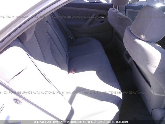 4T1BE46KX7U613526 - 2007 TOYOTA CAMRY NEW GENERAT CE/LE/XLE/SE SILVER photo 8