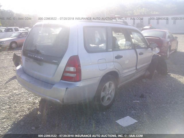 JF1SG656X4H763872 - 2004 SUBARU FORESTER 2.5XS ვერცხლისფერი ფოტო 4