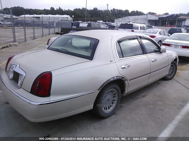 1LNHM83WX1Y615868 - 2001 LINCOLN TOWN CAR CARTIER BEIGE photo 4