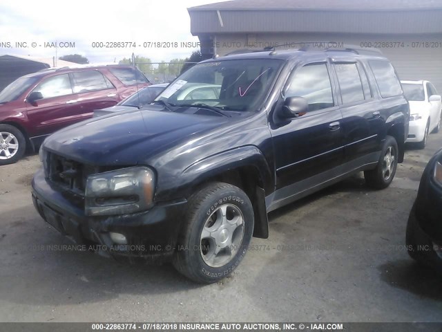 1GNET16S356143547 - 2005 CHEVROLET TRAILBLAZER EXT LS/EXT LT BLACK photo 2