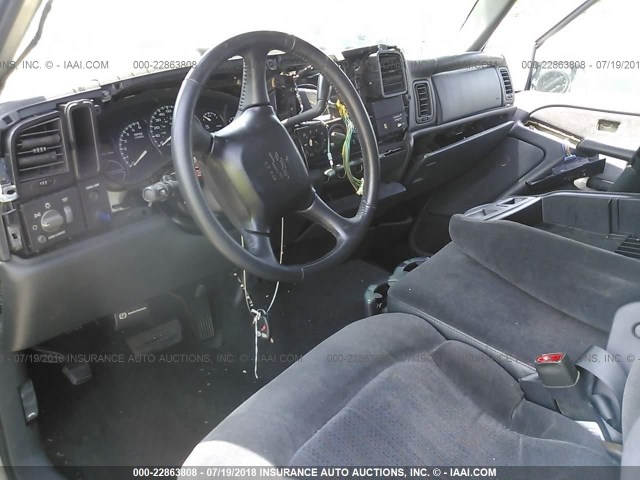 2GCEC19V021101077 - 2002 CHEVROLET SILVERADO C1500 Champagne photo 5