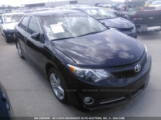 4T1BF1FK5EU371818 - 2014 TOYOTA CAMRY L/SE/LE/XLE შავი ფოტო 1