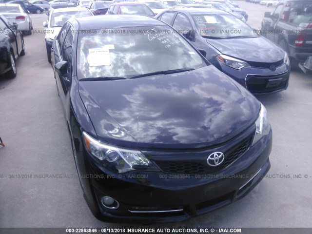 4T1BF1FK5EU371818 - 2014 TOYOTA CAMRY L/SE/LE/XLE შავი ფოტო 6