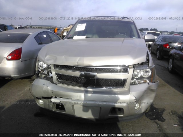 3GNFC16067G139996 - 2007 CHEVROLET SUBURBAN C1500 GRAY photo 6