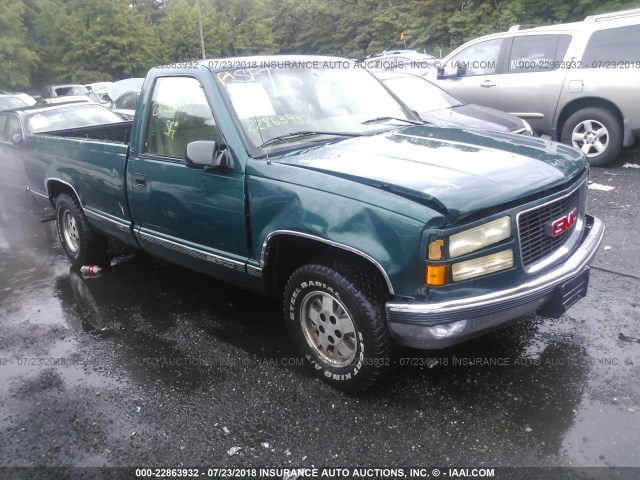 1GTEC14H7SE529745 - 1995 GMC SIERRA C1500 GREEN photo 1