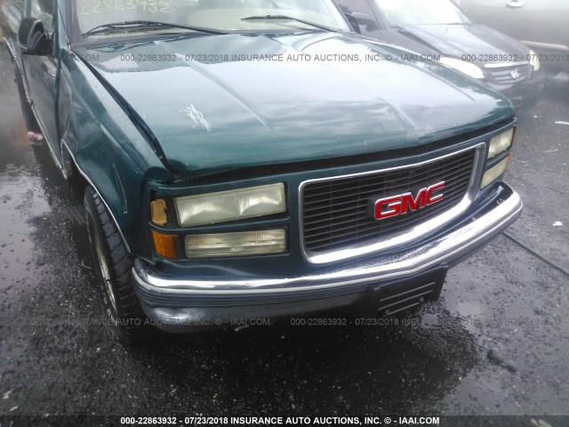 1GTEC14H7SE529745 - 1995 GMC SIERRA C1500 GREEN photo 6