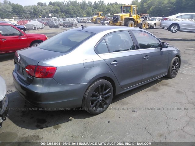 3VWLZ7AJ8BM076128 - 2011 VOLKSWAGEN JETTA SEL GRAY photo 4