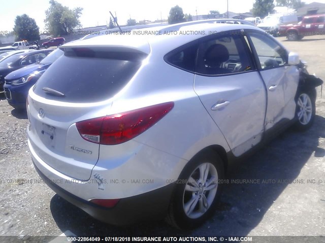 KM8JU3AC2AU111559 - 2010 HYUNDAI TUCSON GLS/LIMITED 银色 照片 4