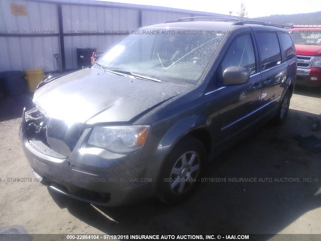 2A4RR8DXXAR339112 - 2010 CHRYSLER TOWN & COUNTRY TOURING PLUS GRAY photo 2