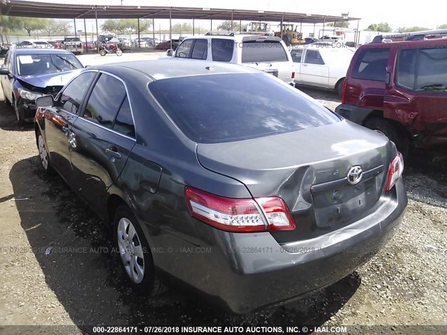 4T1BF3EK0BU164908 - 2011 TOYOTA CAMRY SE/LE/XLE 灰色 照片 3