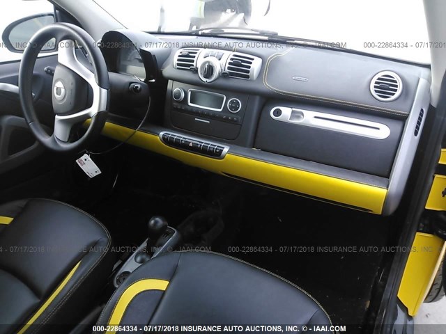 WMEEJ3BA7DK709174 - 2013 SMART FORTWO PURE/PASSION YELLOW photo 5