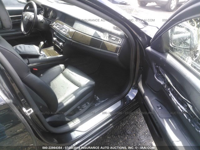 WBAKC6C54CC396783 - 2012 BMW 750 XI BLACK photo 5