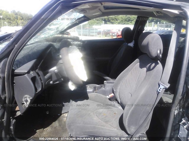 1G8ZY12772Z148008 - 2002 SATURN SC2 BLACK photo 5