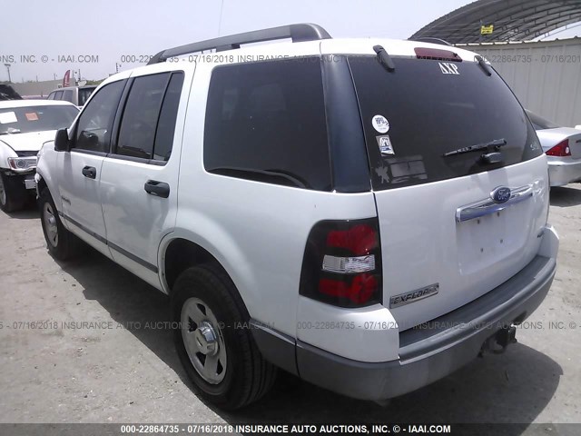 1FMEU62E16UB18223 - 2006 FORD EXPLORER XLS WHITE photo 3