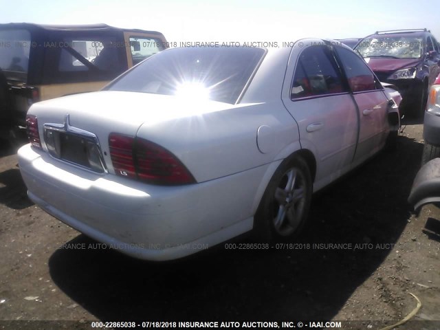 1LNHM87A9YY803533 - 2000 LINCOLN LS 白色 照片 4