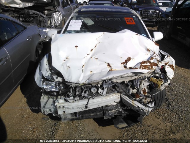 JTKDE167X50043032 - 2005 TOYOTA SCION TC 白色 照片 6