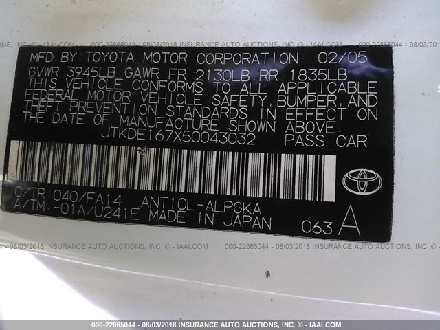 JTKDE167X50043032 - 2005 TOYOTA SCION TC WHITE photo 9