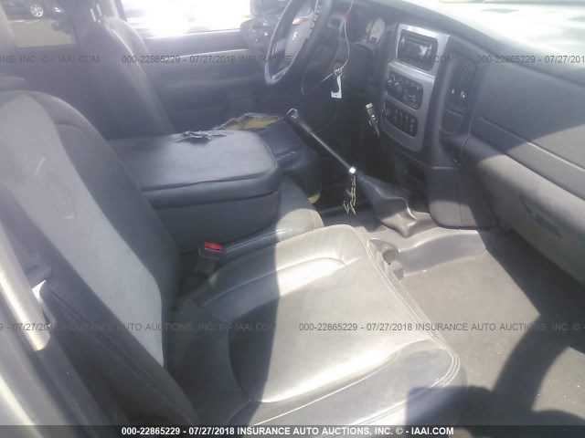 3D7KS28C25G823728 - 2005 DODGE RAM 2500 ST/SLT 银色 照片 5